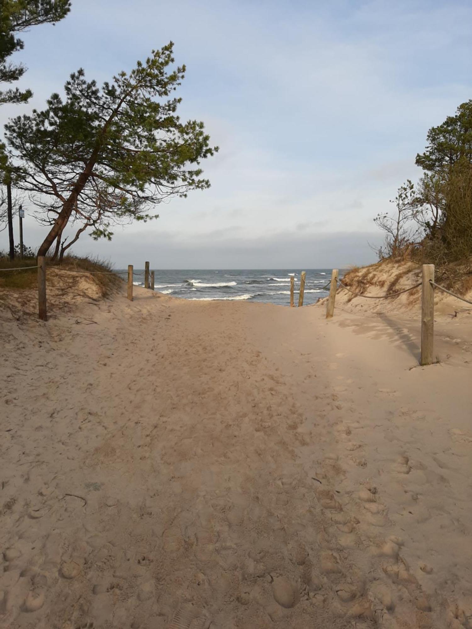 Czarcie Chatki Gardna Wielka Buitenkant foto