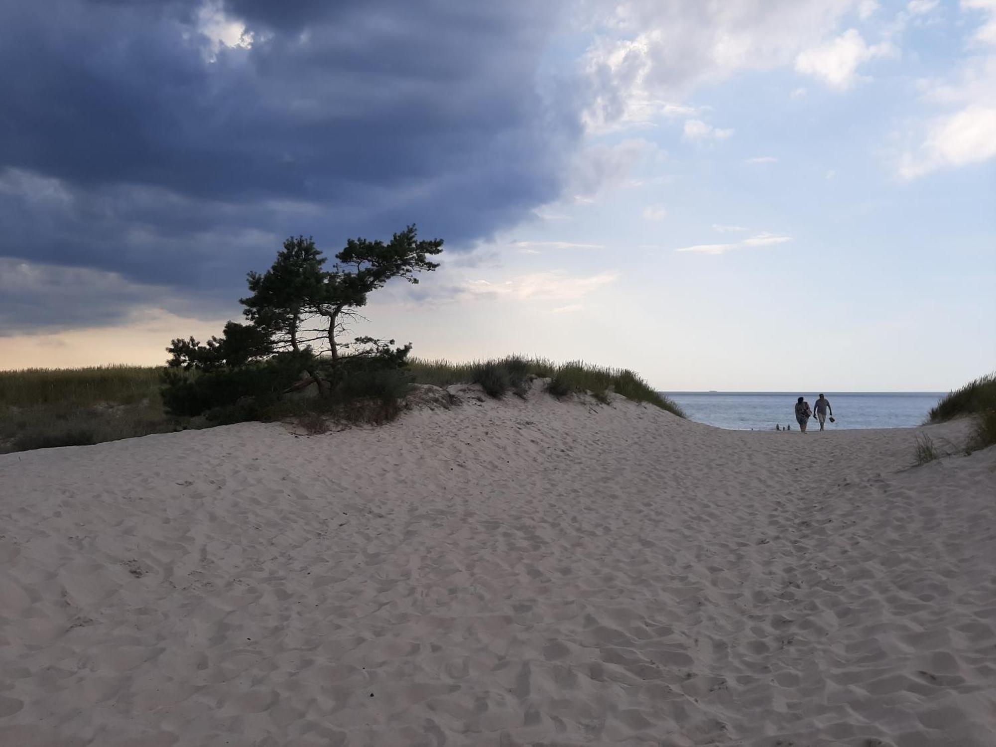 Czarcie Chatki Gardna Wielka Buitenkant foto