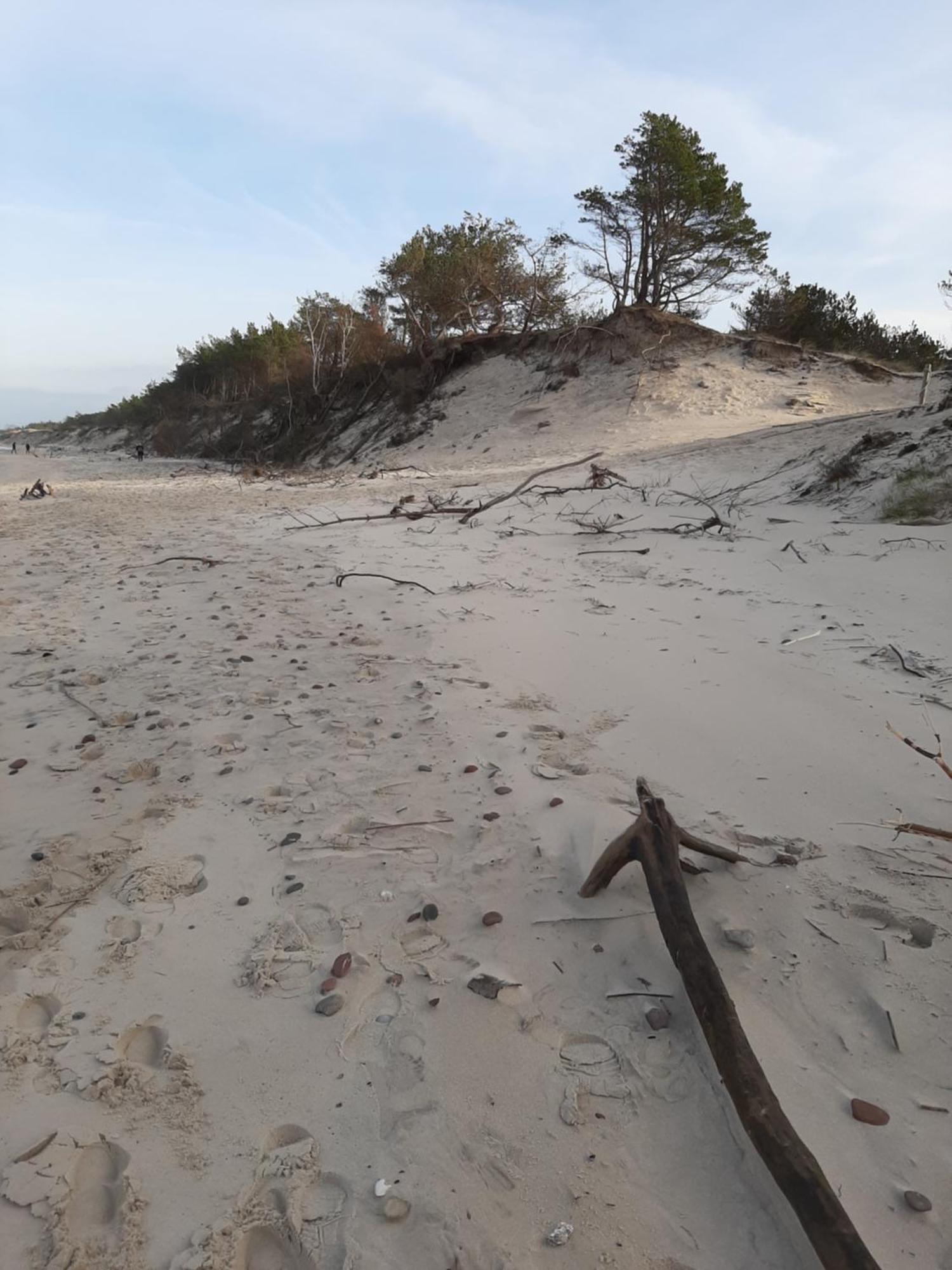 Czarcie Chatki Gardna Wielka Buitenkant foto